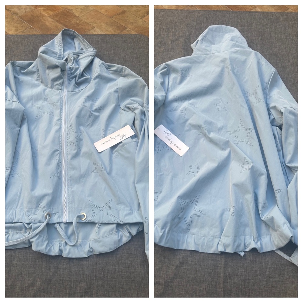 Nanette Lenore Play lightweight jacket sz L
STYLE: 89790W411
COLOR:4GLAC GLACIER
